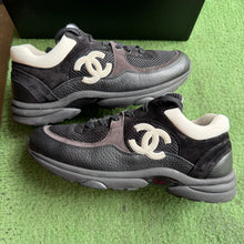 Load image into Gallery viewer, Chanel Runners Size 41.5
