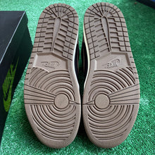 Load image into Gallery viewer, Jordan Palomino 1s Size 9
