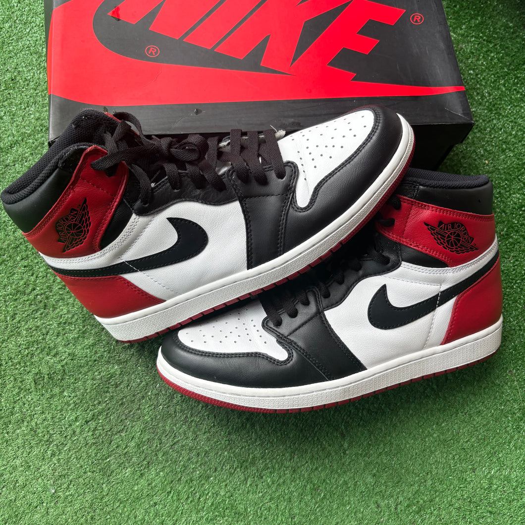 2016 Jordan Black Toe 1s Size 10.5