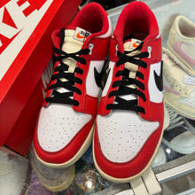Load image into Gallery viewer, Nike Chicago Split Low Dunks Size 11
