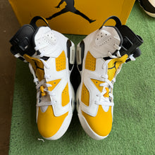 Load image into Gallery viewer, Jordan Yellow Ochre 6s Size 11.5
