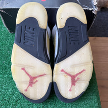 Load image into Gallery viewer, Jordan Silver Tongue Fire Red 5s Size 9.5
