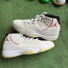 Load image into Gallery viewer, Jordan Platinum Tint 11s Size 13
