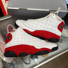Load image into Gallery viewer, Jordan OG Chicago 13s Size 11.5
