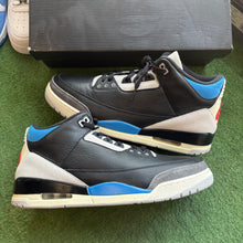 Load image into Gallery viewer, Jordan Rare Air 3s Size 14
