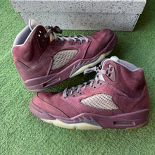 Load image into Gallery viewer, Jordan Burgundy 5s Size 10.5

