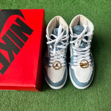 Load image into Gallery viewer, Jordan Denim 1s Size 8W/6.5M
