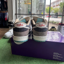 Load image into Gallery viewer, Nike SB Big Money Low Dunks Size 10.5
