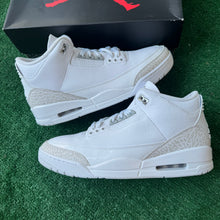 Load image into Gallery viewer, Jordan Pure Money 3s Size 12
