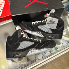 Load image into Gallery viewer, Jordan Reimagined Metallic 5s Size 13
