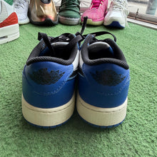 Load image into Gallery viewer, Jordan Game Royal Low 1s Size 5Y
