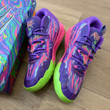 Load image into Gallery viewer, Puma Toxic LaMelo Ball MB.03s Size 10
