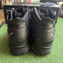Load image into Gallery viewer, Nike LeBron Barbershop 3s Size 9
