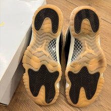 Load image into Gallery viewer, Jordan Neapolitan 11s Size 9W/7.5M
