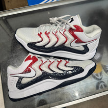 Load image into Gallery viewer, Nike KD USA 17s Size 8.5
