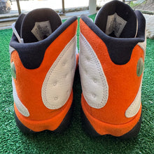 Load image into Gallery viewer, Jordan Starfish 13s Size 9
