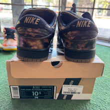 Load image into Gallery viewer, Nike Pushead 2 SB Dunks Size 10.5
