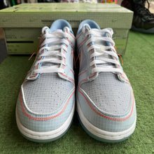 Load image into Gallery viewer, Nike Union Passport Pack Argon Low Dunks Size 10
