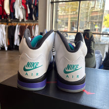 Load image into Gallery viewer, Jordan Grape 5s Size 10.5
