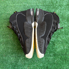 Load image into Gallery viewer, Nike Air Max Penny 1s Size 10
