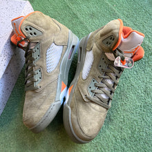 Load image into Gallery viewer, Jordan Olive 5s Size 13
