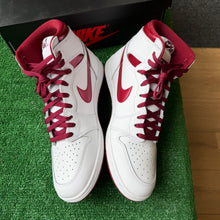 Load image into Gallery viewer, Jordan Metallic Burgundy 85 1s Size 11.5
