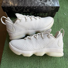 Load image into Gallery viewer, Nike LeBron Light Bone Low 14s Size 8
