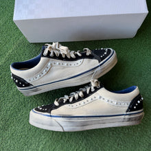 Load image into Gallery viewer, Vans Pearlized Pack Marshmallow White Old Skool 36s Size 9.5
