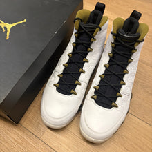Load image into Gallery viewer, Jordan Statue 9s Size 12
