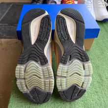Load image into Gallery viewer, New Balance Action Bronson Ainôzama 990V6s Size 10
