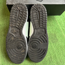 Load image into Gallery viewer, Nike SE All Star High Dunks Size 14
