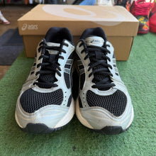 Load image into Gallery viewer, ASICS Gel-Kayano 14s Size 10
