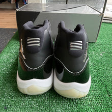 Load image into Gallery viewer, Jordan Jubilee 11s Size 7.5W/6M
