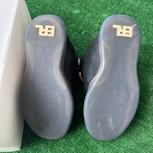 Load image into Gallery viewer, ERL Vamps Size 9
