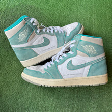 Load image into Gallery viewer, Jordan Turbo Green 1s Size 9
