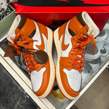 Load image into Gallery viewer, Jordan Starfish 1s Size 10W/8.5M
