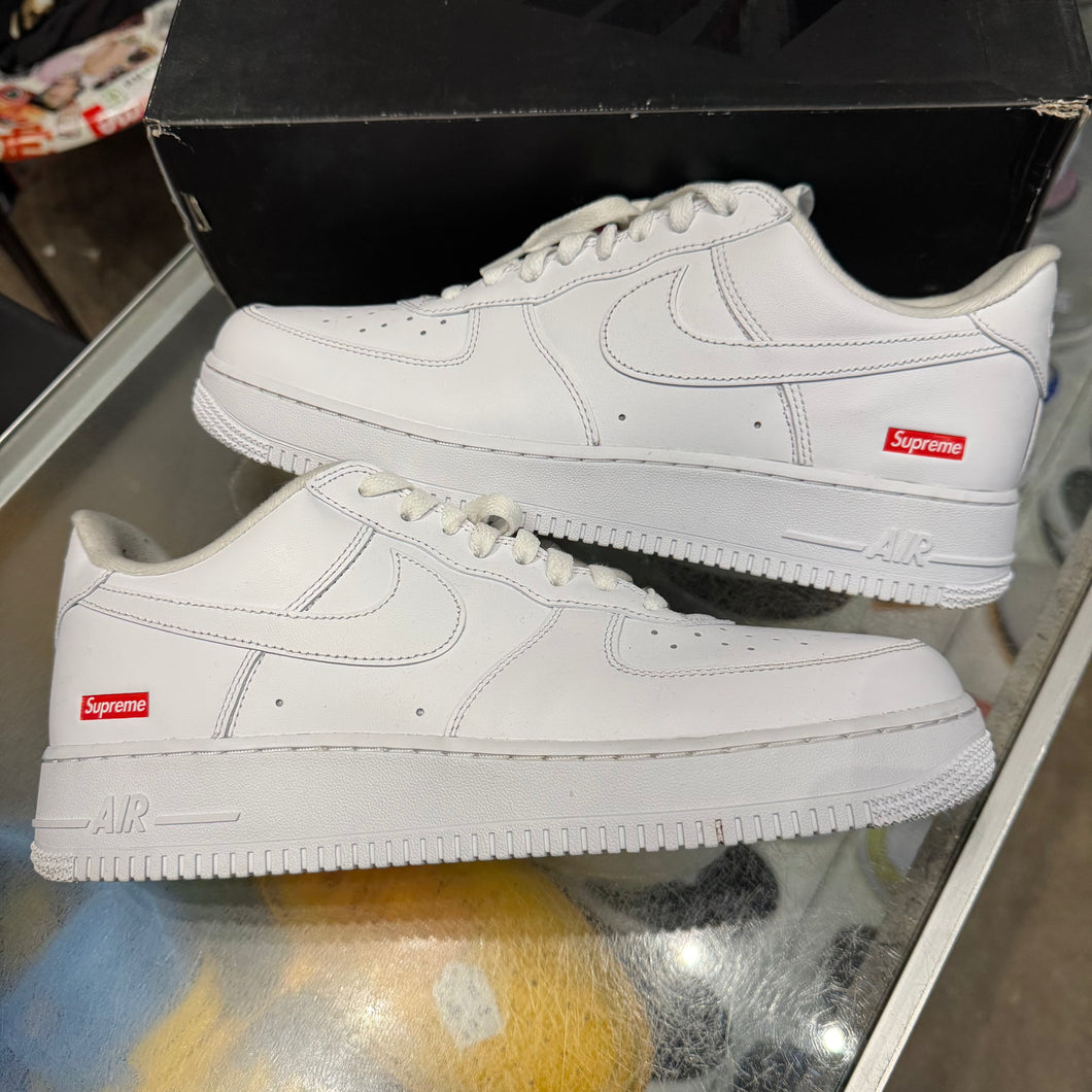 Nike Supreme Air Force 1s Size 10.5