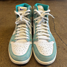 Load image into Gallery viewer, Jordan Turbo Green 1s Size 10.5
