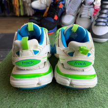Load image into Gallery viewer, Balenciaga Tracks Size 37
