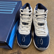 Load image into Gallery viewer, Jordan UNC Win Like 82s Size 8

