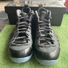 Load image into Gallery viewer, Nike Carbon Fiber Foamposites Size 12
