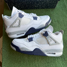 Load image into Gallery viewer, Jordan Midnight Navy 4s Size 9.5
