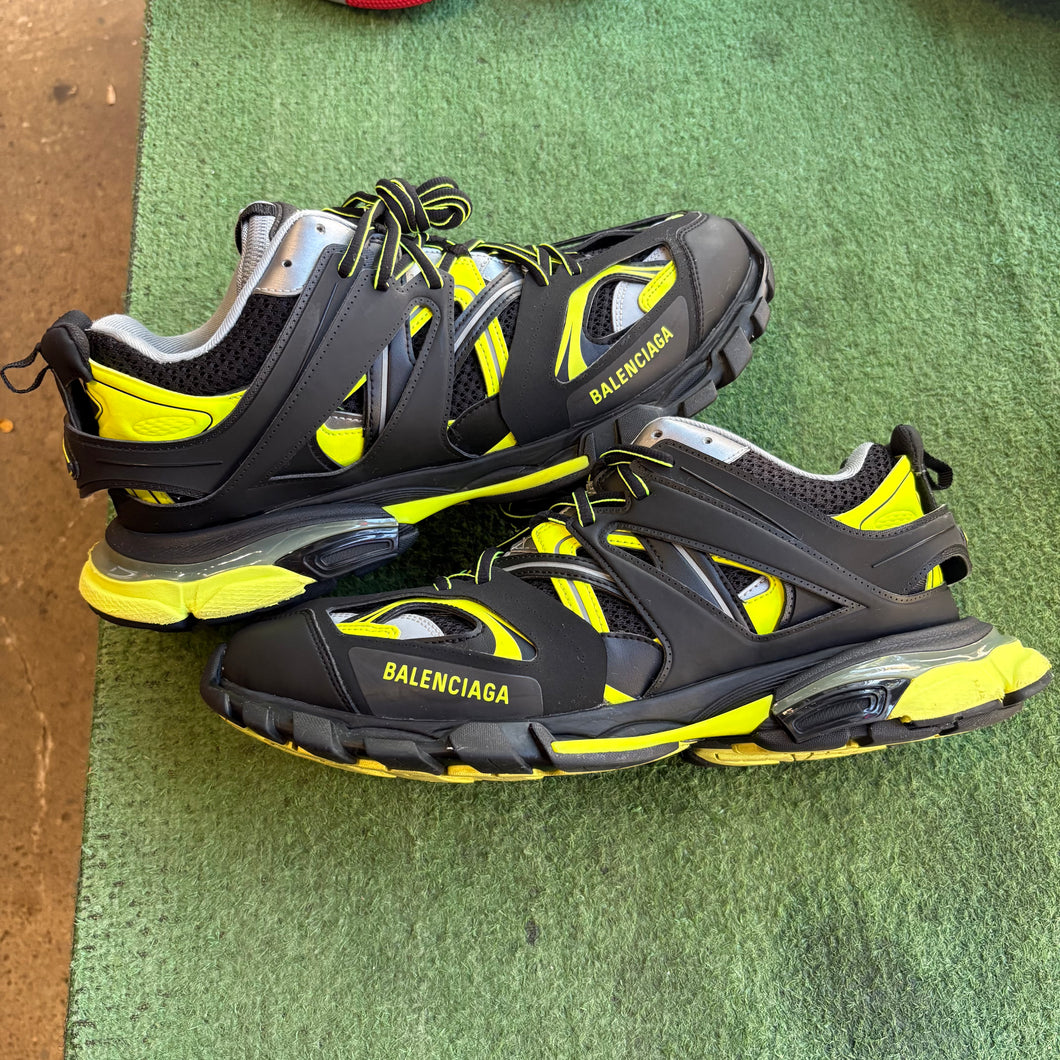 Balenciaga Tracks Size 46