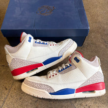Load image into Gallery viewer, Jordan International Flight 3s Size 8

