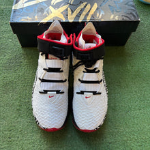 Load image into Gallery viewer, Nike LeBron Graffiti 17s Size 7
