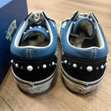 Load image into Gallery viewer, Vans Navy Pearlized Old Skool 36s Size 9
