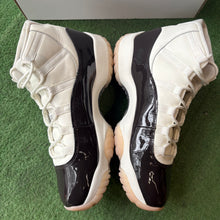 Load image into Gallery viewer, Jordan Neapolitan 11s Size 11.5W/10M
