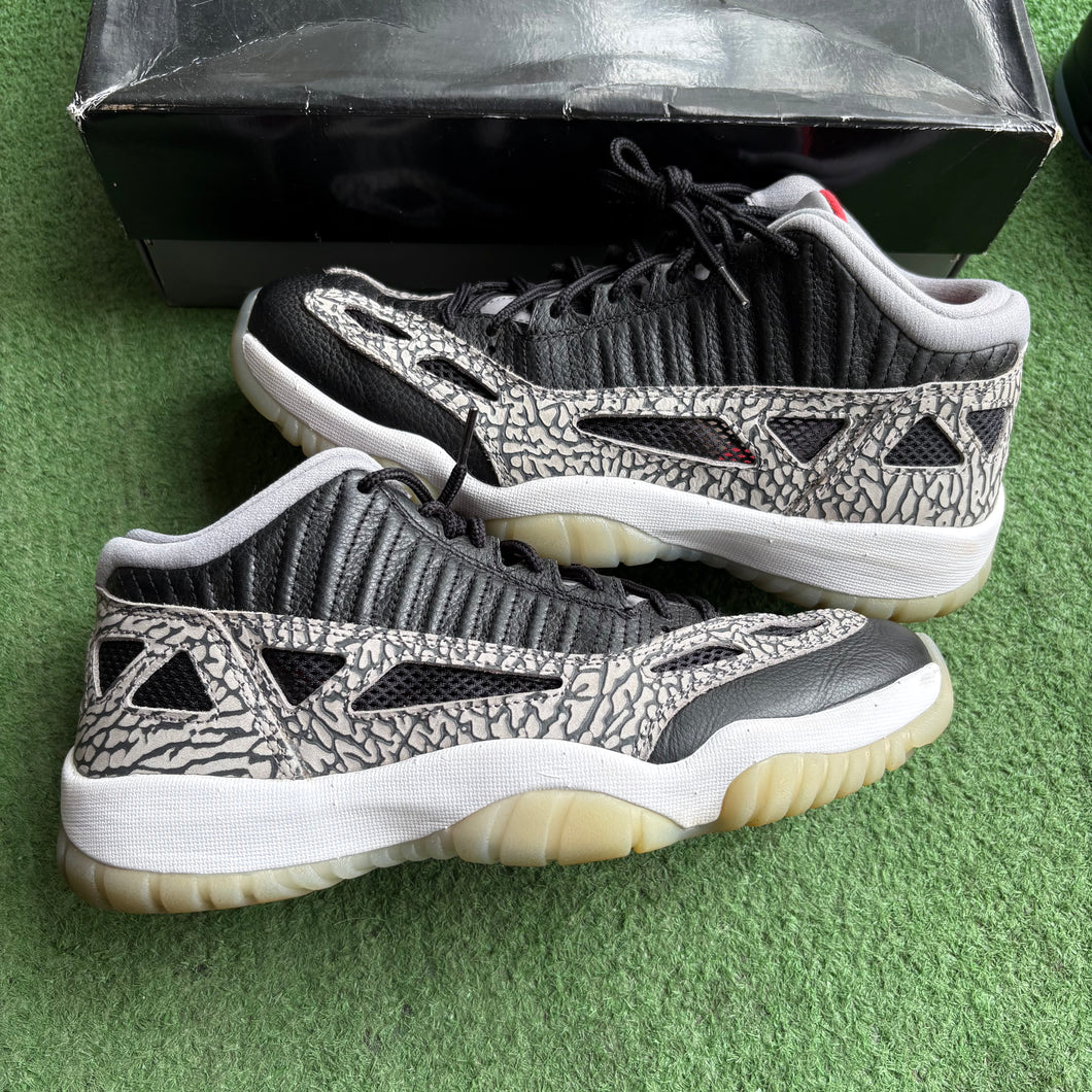 Jordan Black Cement 11 ie Lows Size 9