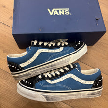 Load image into Gallery viewer, Vans Pearlized Navy Old Skool 36s Size 12
