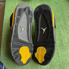 Load image into Gallery viewer, Jordan Thunder 4s Size 9
